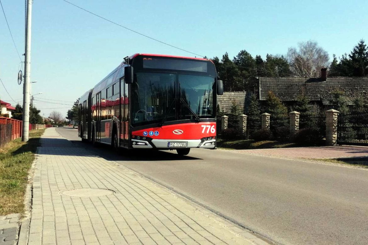 Wszystkich Świętych W Rzeszowie Kursy Autobusów Mpk Trasy Linii Specjalnych Super Nowości 0832