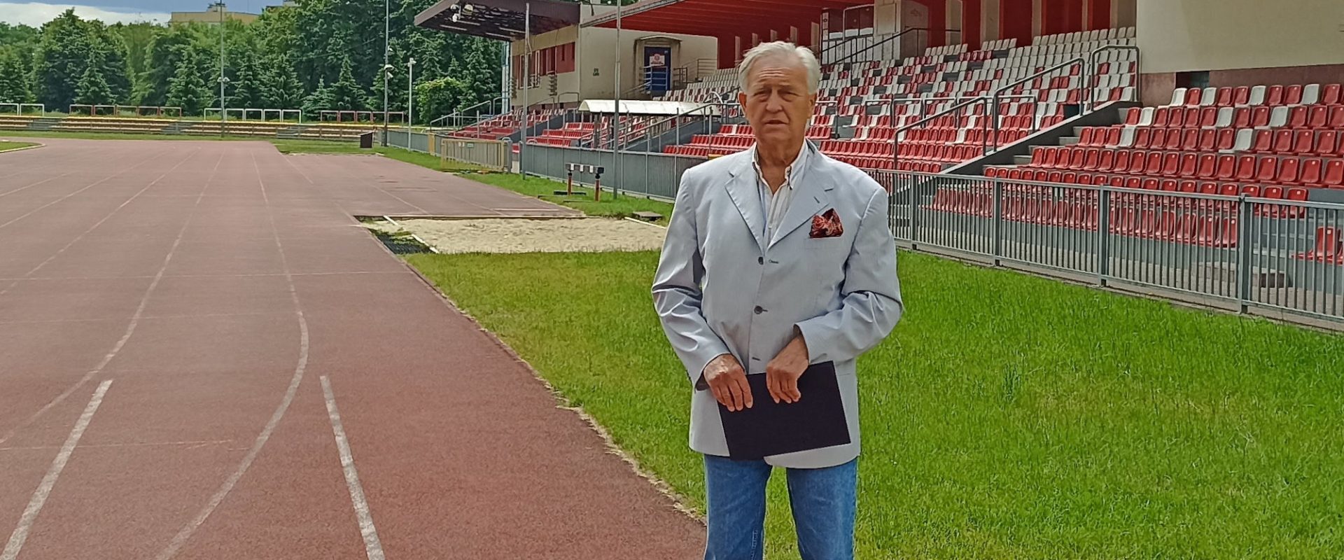 Aleksander Bentkowski na stadionie klubu Resovia w Rzeszowie.