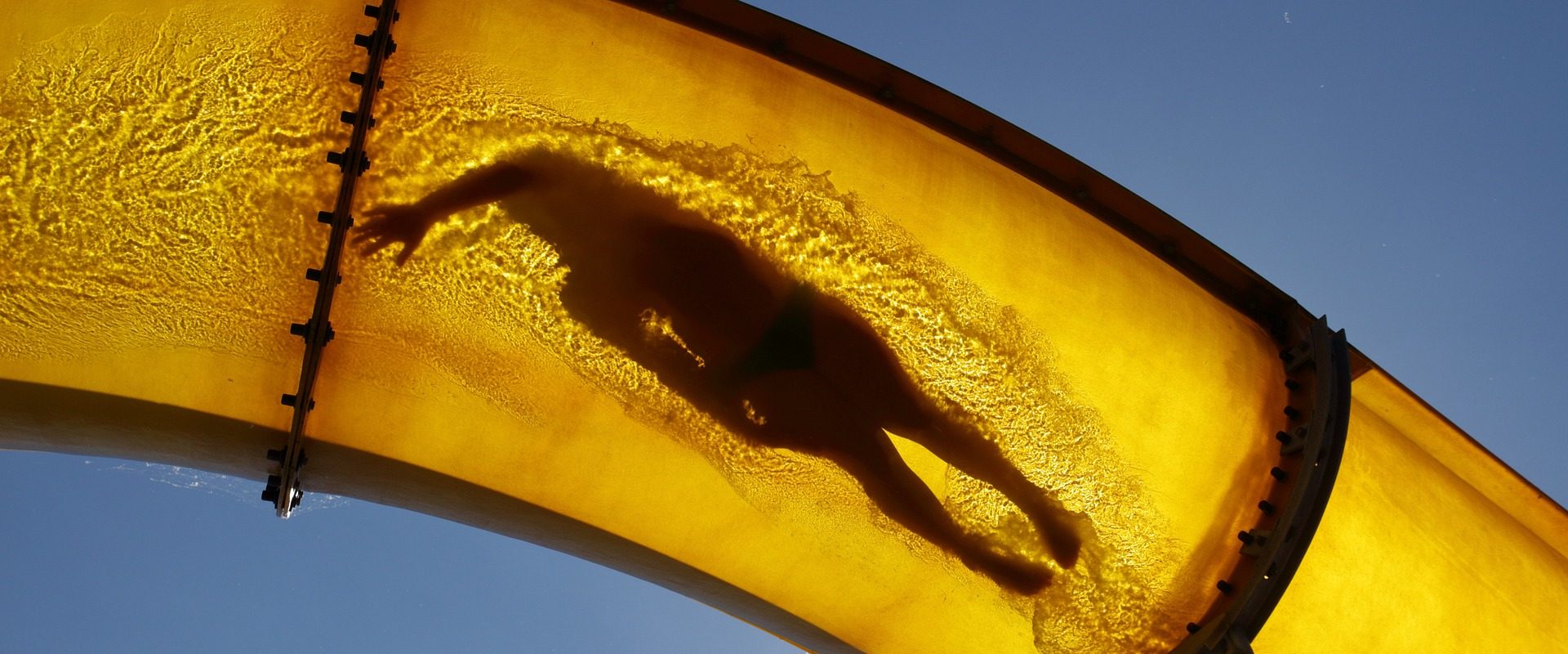 Zjeżdżalnia w aquaparku