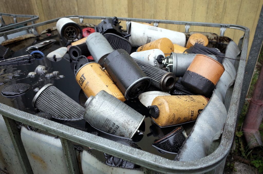 Mauzery z niebezpiecznymi odpadami w Przewrotnem na Podkarpaciu