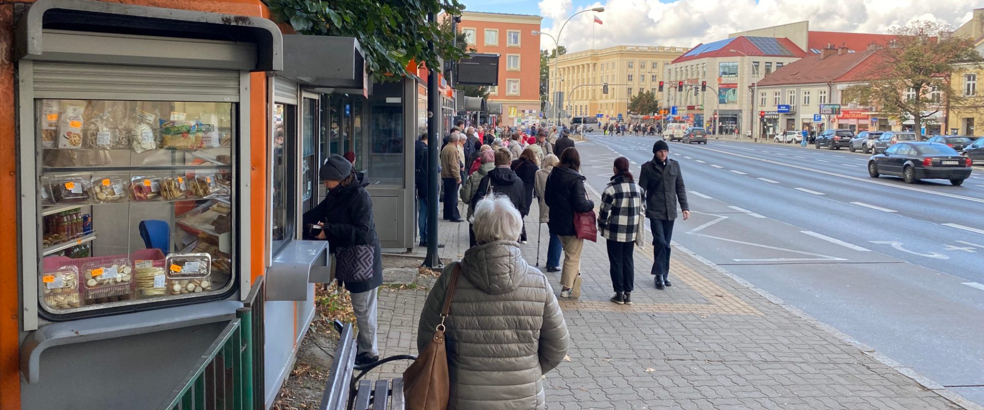 Przystanek autobusowy na Placu Wolności w Rzeszowie