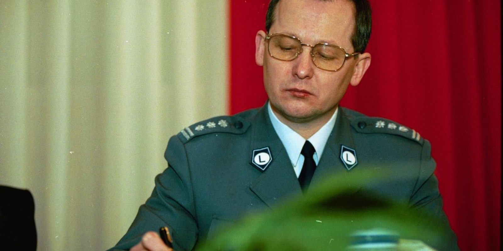 Pochodzący z Próchnika na Podkarpaciu generał Marek Papała