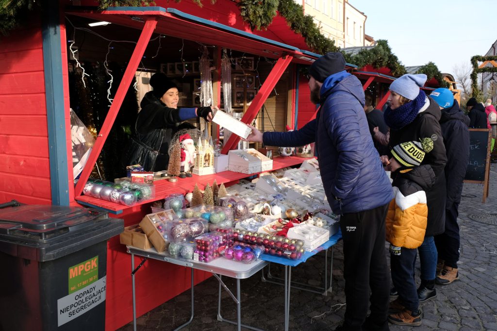 Jarmark Bożonarodzeniowy na rynku w Rzeszowie