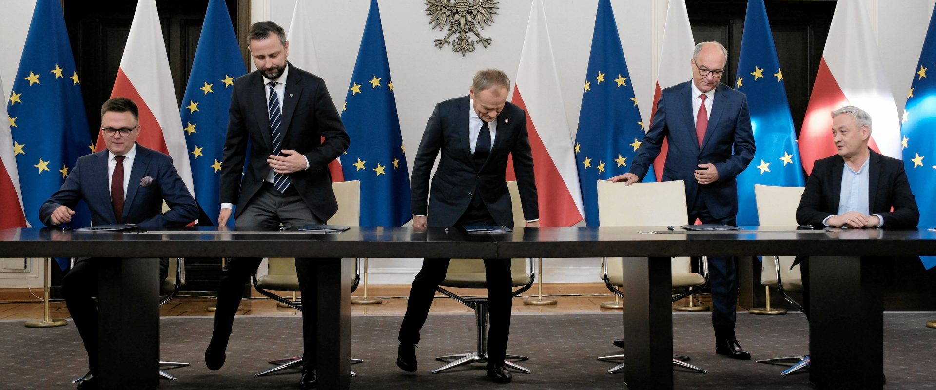 Liderzy opozycji podczas podpisania umowy koalicyjnej