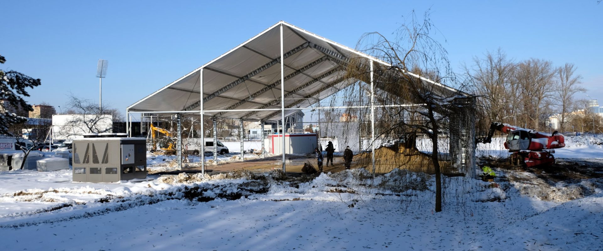 Budowa lodowiska na rzeszowskich bulwarach