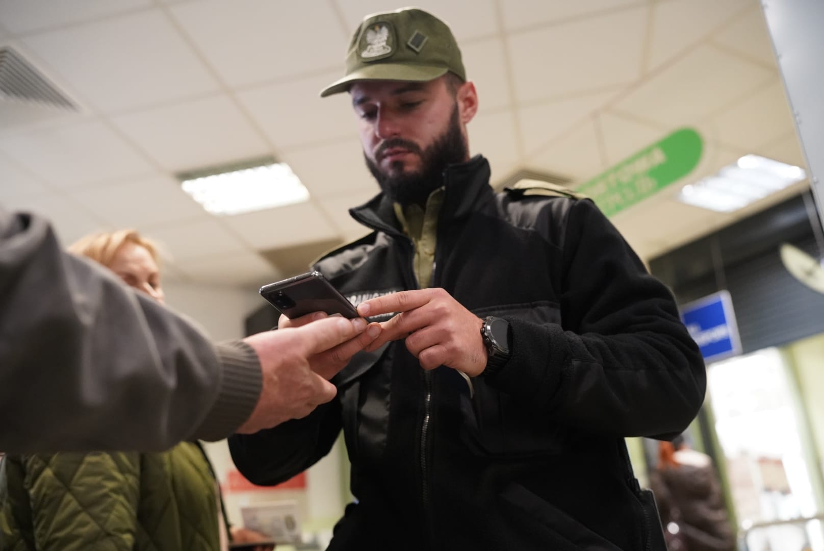 Pierwsi podróżni odprawieni na polskiej granicy w Entry/Exit System. Jak to działa w praktyce?