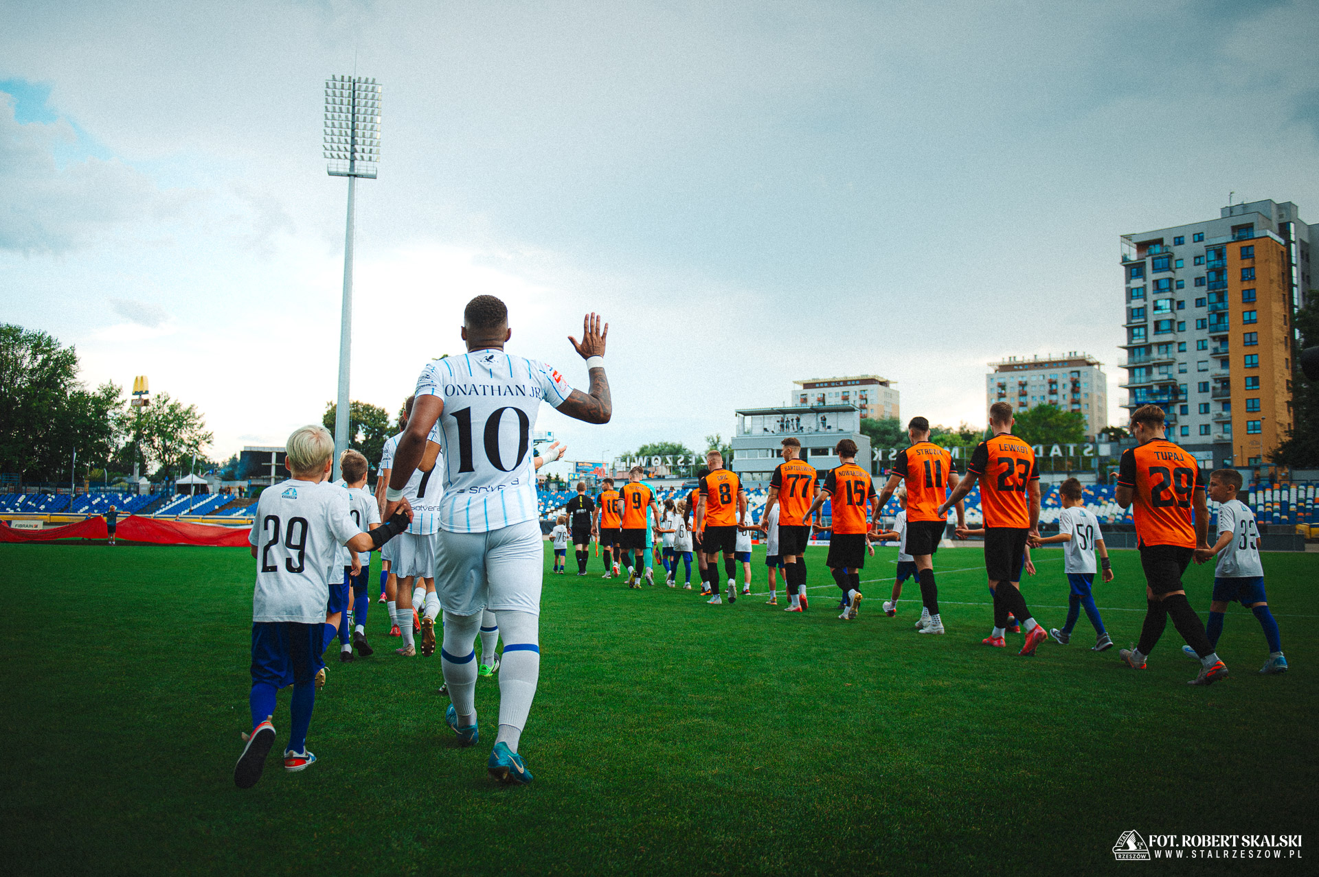 Stal Rzeszów i Stal Mielec poznały terminarz na sezon 2026/2027. Z kim zagrają na inaugurację?