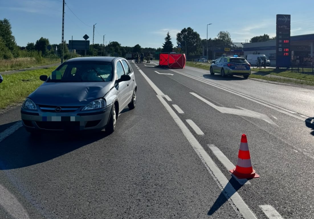 Śmiertelne potrącenie w Zarzeczu. Policja wyjaśnia okoliczności tragedii na przejście dla pieszych